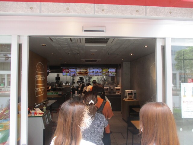 マクドナルド 神田小川町店 Mcdonald S 小川町 ハンバーガー 食べログ