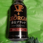 LAWSON - ドリンク写真:ジョージア　香るブラック　400ml_151円　