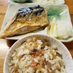 峠の茶屋公園 - たけのこ御飯、焼魚