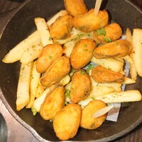 The Living Room with SKY BAR - 