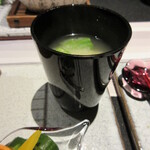 日本料理 TOBIUME - 焼き茄子とオクラの味噌汁