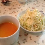 マリカ - ランチのサラダとスープ
