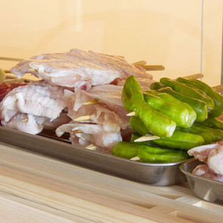 新鮮な（淡路鶏）と野菜