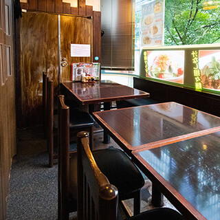 半個室の利用や貸切もご相談を。メニュー未掲載の料理も作ります