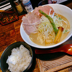 麺69 チキンヒーロー - 