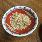 綾城 - ゴマ塩でとのこと。うまい。