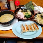 横浜ラーメン 湘家 - 【2020.10.20(火)】つけめん(並盛・160g)730円＋ネギみそ丼280円＋餃子320円