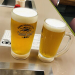 元祖ホルモン脇田屋 - 生ビール(大) 生ビール(中)