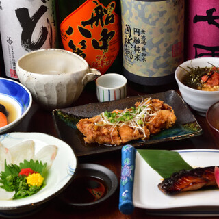 季節を感じるお料理。魚×日本酒、肉×どぶろくのペアリングも◎