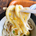 山越うどん - 絡んでなんぼ　中太麺で美味しいです