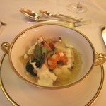 ラ・メール ザ クラシック - １回目海の幸と野菜　伊勢海老のジュレと鮑ビシソワーズ添え