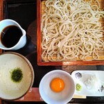 蕎麦 月読 - 姪はとろろ蕎麦。