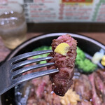 いきなりステーキ - お肉 リフト