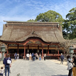 Takenoya - こちら本殿。両脇の大木が飛梅。
                        京から飛んで来たと？