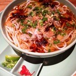 ニャー ヴェト ナム - 激旨！辛口スープの丸太麺 ブン・ボー・フェ(950円) の 辛味増し