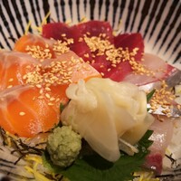 庵樹 - 海鮮丼のアップ