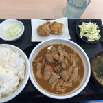 上州もつ次郎 - もつ煮定食（もつ煮大盛）880円 ライス大盛サービス
      唐揚２ケ　150円