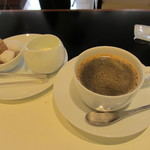カフェ・トロワグロ - コーヒー