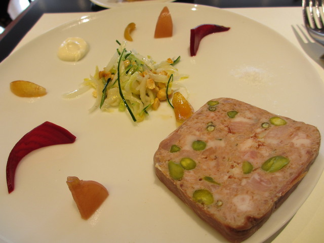 カフェ トロワグロ Cafe Troisgros 新宿 フレンチ ネット予約可 食べログ カフェ トロワグロ Cafe Troisgros 新宿 フレンチ ネット予約可 食べログ