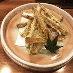 魚菜屋 常峰 - 新ゴボウの天麩羅（550円）