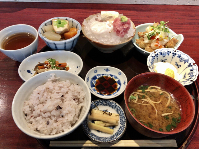 赤坂 サクラ サクラ Akasaka Sakura Sakura 六本木一丁目 割烹 小料理 食べログ 赤坂 サクラ サクラ Akasaka Sakura Sakura 六本木一丁目 割烹 小料理 食べログ