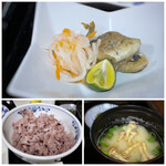 古材の森 - ◆太刀魚のムニエル・・骨が多く頂く部分が少ししかありませんでした。これは残念。 ◆赤米・黒米ごはん ◆豆腐となめこのお味噌汁・・多分「麦味噌」を使用されているのだと思いますが、薄くて。