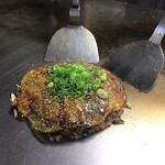 たんぽぽ - お好み焼き（イカ天・そば入り）