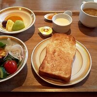 グランカフェ - 用意されているプレート（上から）（2020.9）