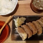 肉汁餃子のダンダダン - 