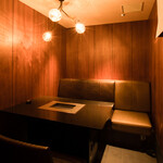 Yakiniku Kankoku Shuke - 個室 小部屋で4名様までは入れます。