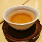 麻布久徳 - お茶も高級感あります！