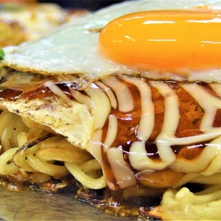 昭和レトロ鉄板酒場 のんで忘れるか_2