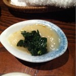 京 上賀茂 御料理秋山 - 鱧と穴子から取った煮凝り。