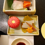 山みず木 - 上からみやび鯛、川鱒、自家製蒟蒻