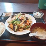 味源亭 - 八宝菜定食(ランチ日替わり550円)