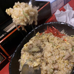 麺匠 とぐち - チーズがのびています