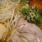 麺とカフェ処 悠然かしや - 帝塚山屋台ラーメン+味タマ♪