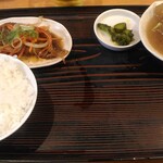 ラーメンハウス 喜楽園 - 定食（しょうゆラーメン未到着）