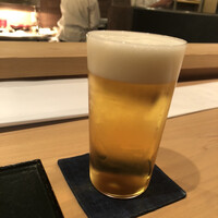 炭火割烹 いふき - 生ビール、小さめのコップなので酒飲みには足りないかな。