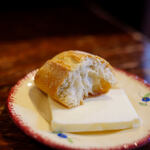 Bien - 拂郎西察（おふらんす）の"焙麥餠（パン）"、斷面（きりくち）