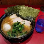 家系ラーメン 稲葉家 - 