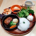 洋食キッチン シャトー - 【2020.10.21(水)】選べるランチプレート(ハンバーグ)990円