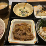 やよい軒 - 4種の和定食+もち麦ご飯変更