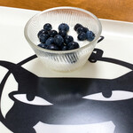 八紘学園 農産物直売所 - 【2020年09月】ブルーベリー(笑)。