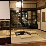 東京 芝 とうふ屋うかい - 入口内観蕎麦　