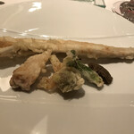 ル・マノアール・ダスティン - 