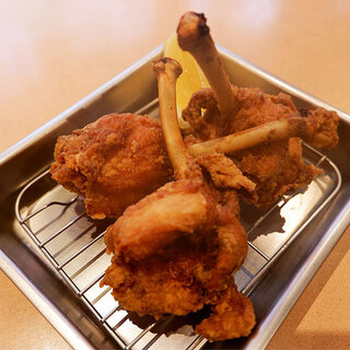 1個99円！創業以来ロングセラーの名物「チューリップ唐揚げ」