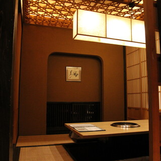 고도 가나자와다운 차분한 일본식 개인실