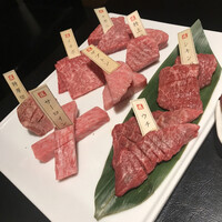 焼肉専科 肉の切り方 日本橋本店 - 