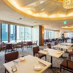 アイリス - 店内 昼